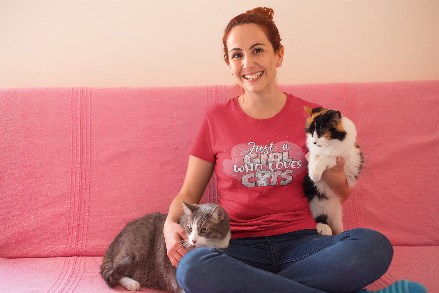 Just a Girl Who Loves Cats - Gildan Ladies Missy T-Shirt